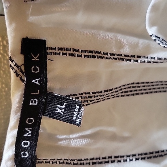 Top - Picture 2 of 4